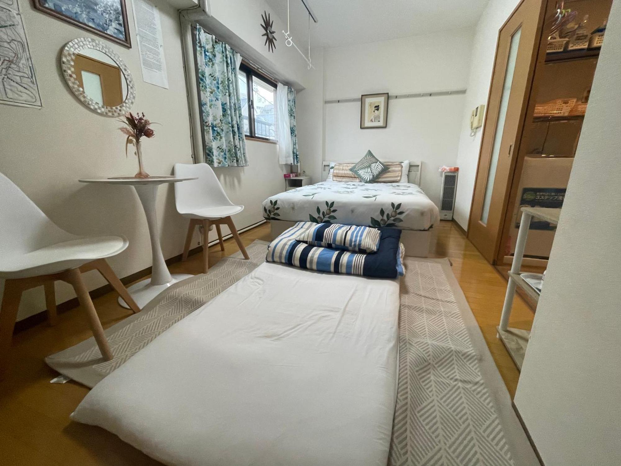 都心の家30 Square Meter King Size Bed With Stepping Rice Prefektura Tokio Exteriér fotografie